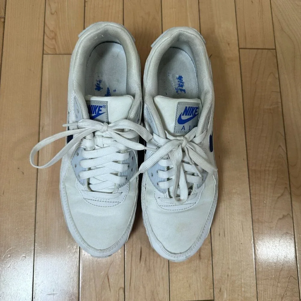 Nike Air Max 90 White with Blue Swoosh Size 9 / 40.5